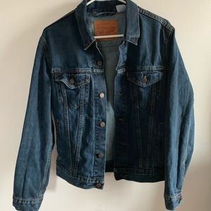 Levi’s denim jacket